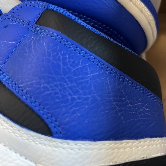 Nike Air Jordan 1 Retro Hyper Royal Custom - Picture 11 of 15